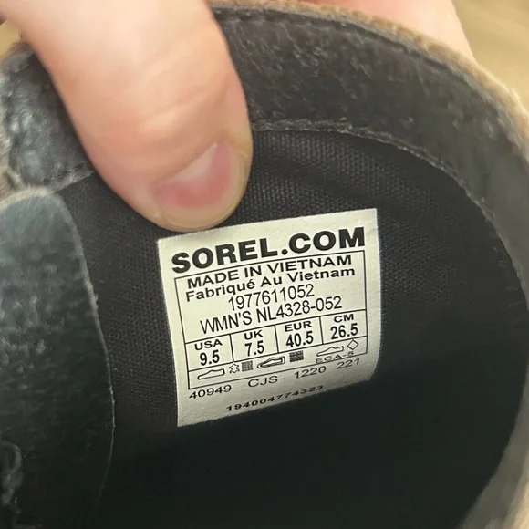 Sorel Woman’s Boot - Picture 9 of 9